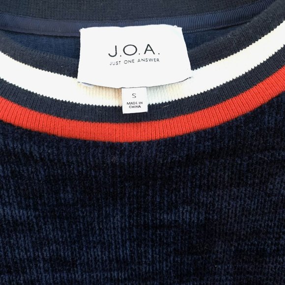 J.O.A. Sporty Chenille Pullover Sweater Sweatshirt - Picture 2 of 6